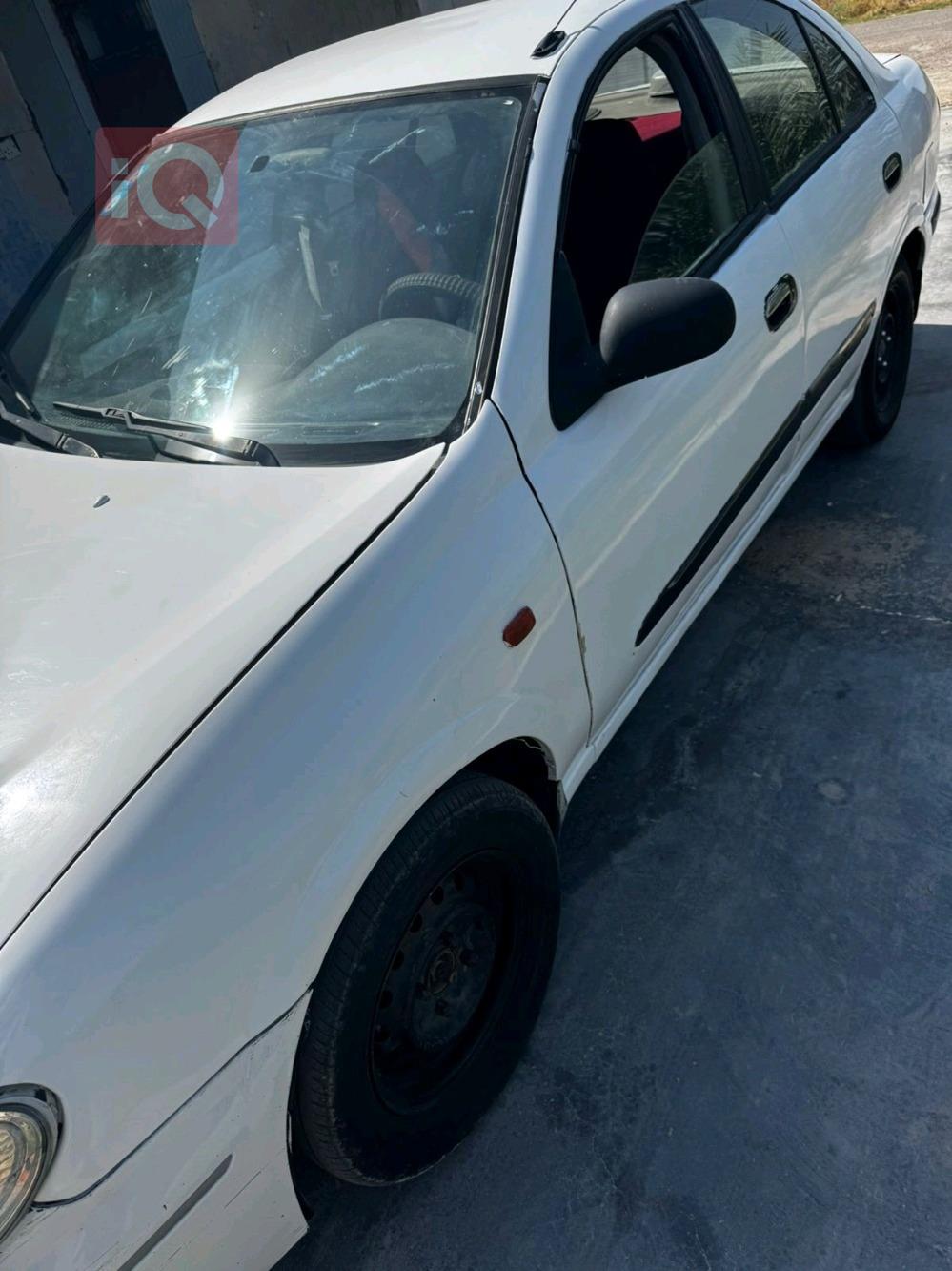 Nissan Sunny